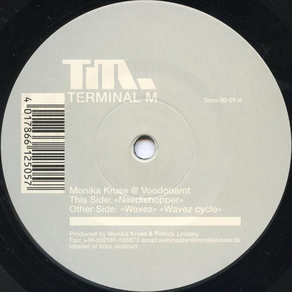 Monika Kruse @ Voodooamt - Needlehopper